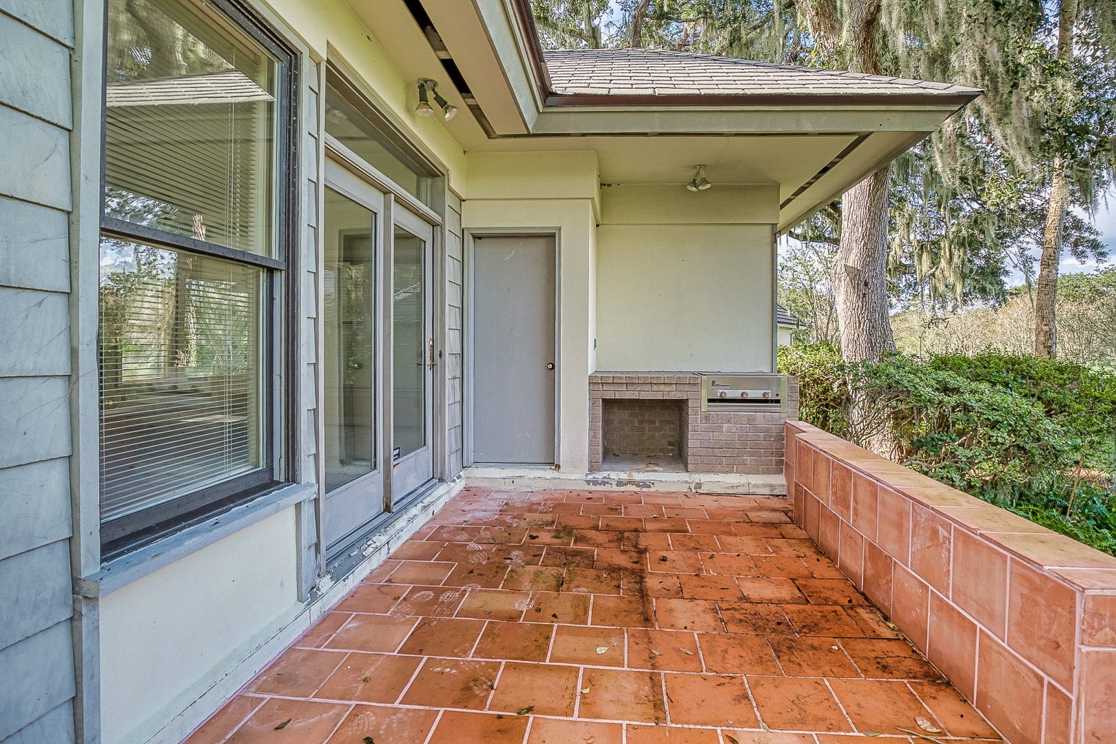 Front Entry Before